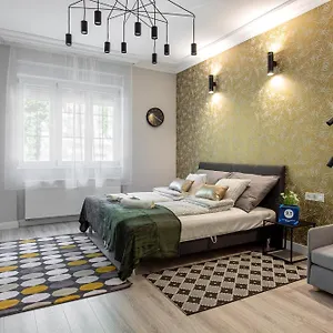 https://buda-castle-serpentine-apartments.inbudapesthotels.com